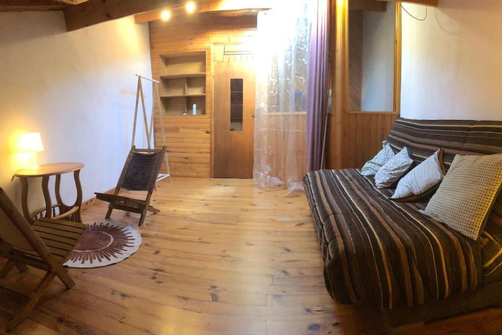 Maison Cosy Et Conviviale, Le B7 Besset 外观 照片