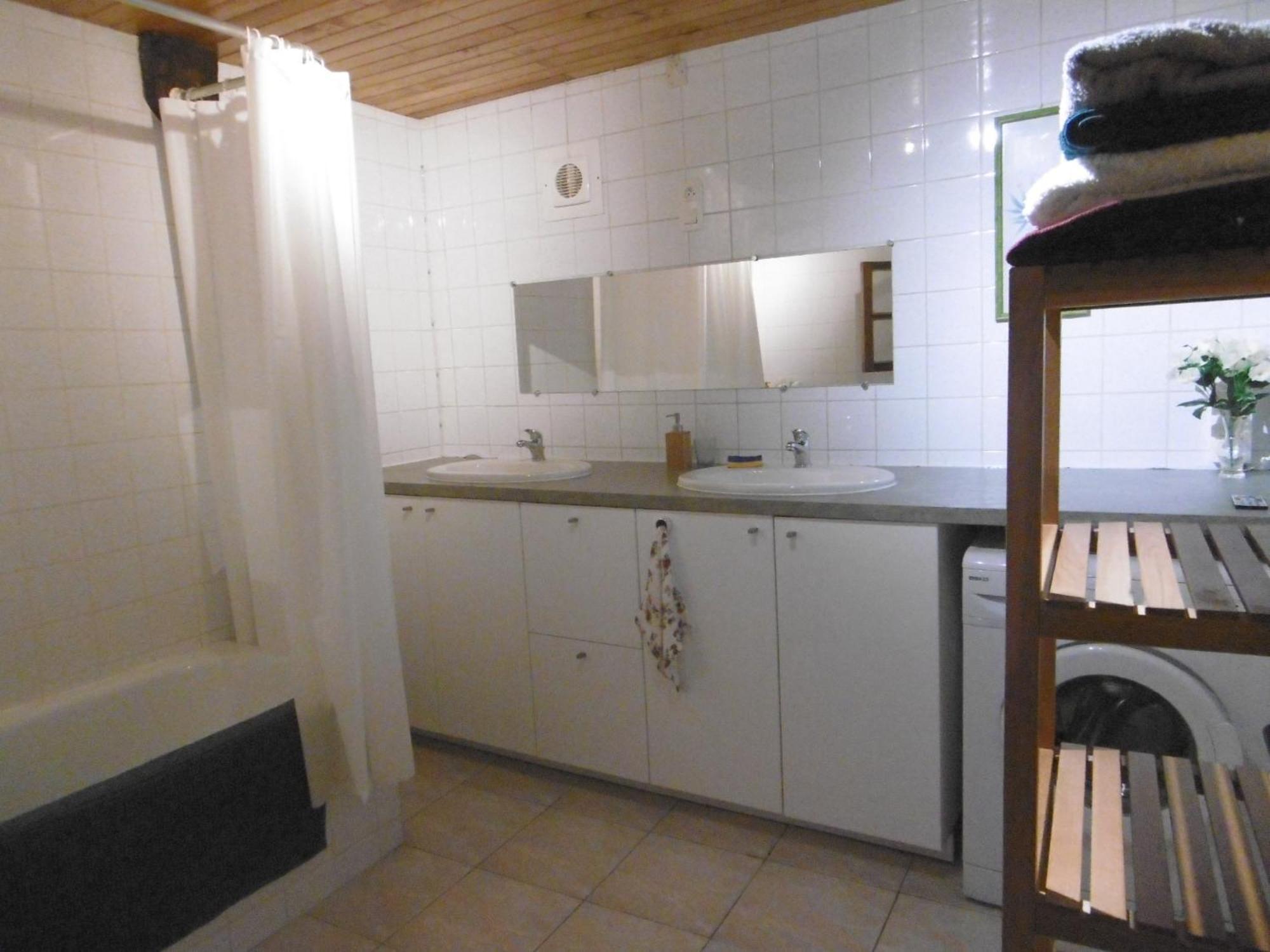 Maison Cosy Et Conviviale, Le B7 Besset 外观 照片