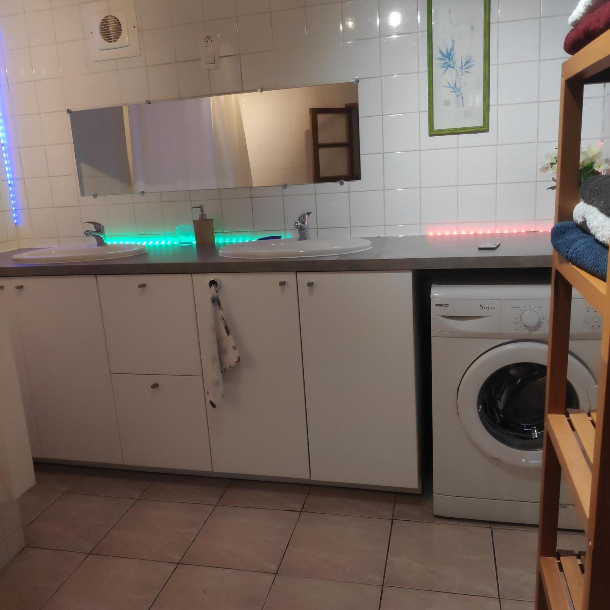 Maison Cosy Et Conviviale, Le B7 Besset 外观 照片
